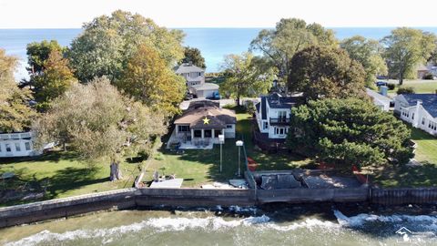 3515 Lakeshore Drive Frenchtown Township MI 48166