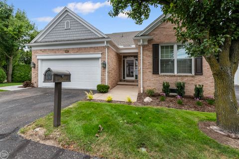 3001 Harbor Place Drive St Clair Shores City MI 48080