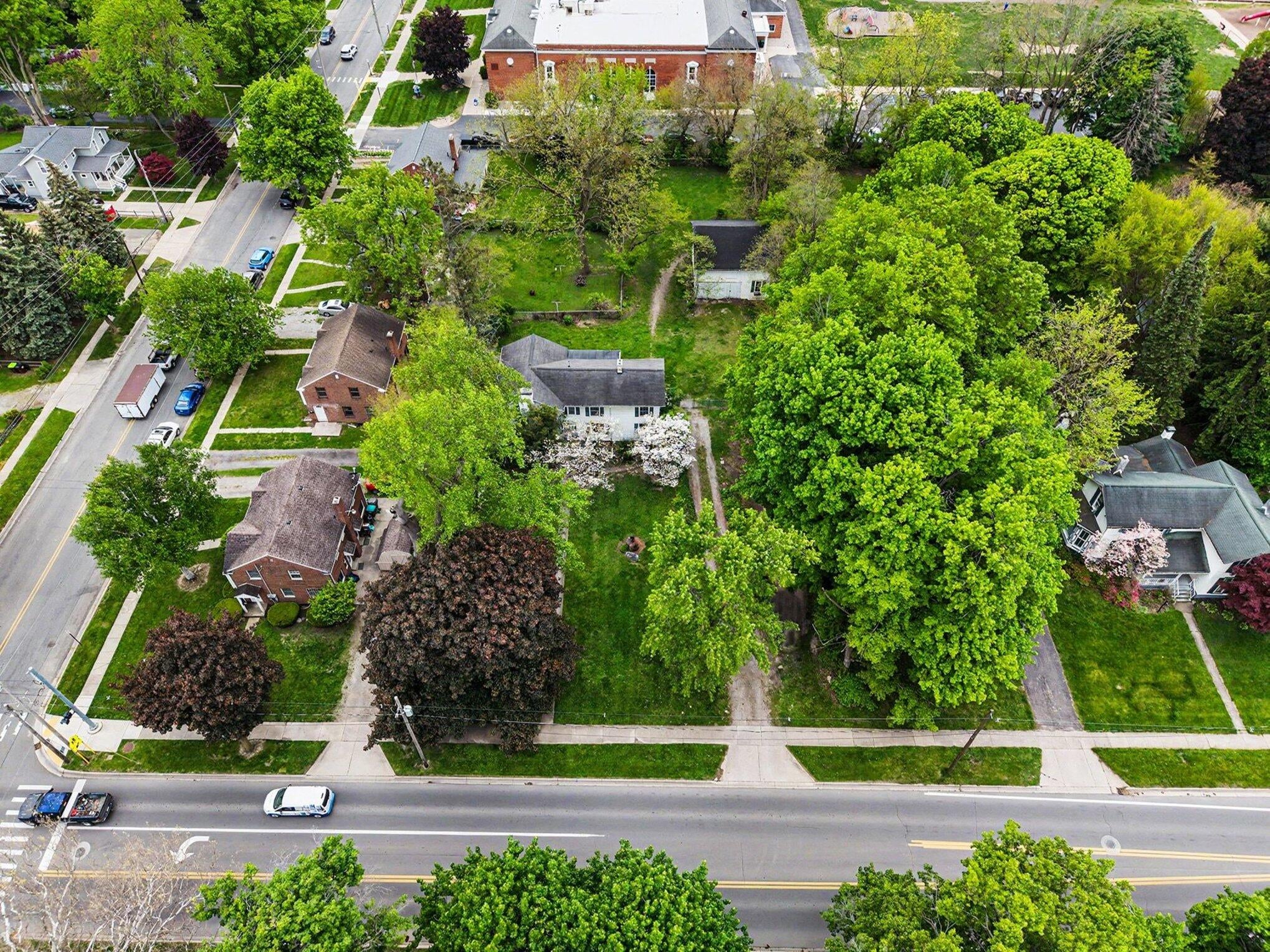 1011 W Maumee Street