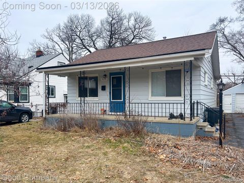 1636 W Troy Street Ferndale City MI 48220