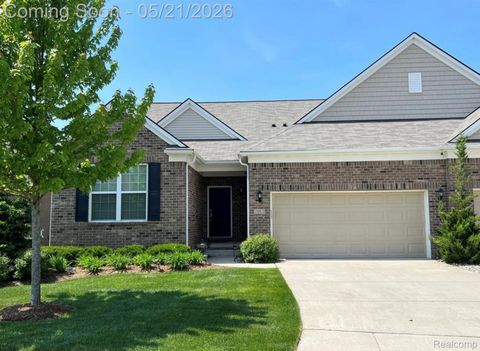 Photo of 2060 Trimble Street, Orion Charter Township, MI 48360 (MLS # 20261031969)