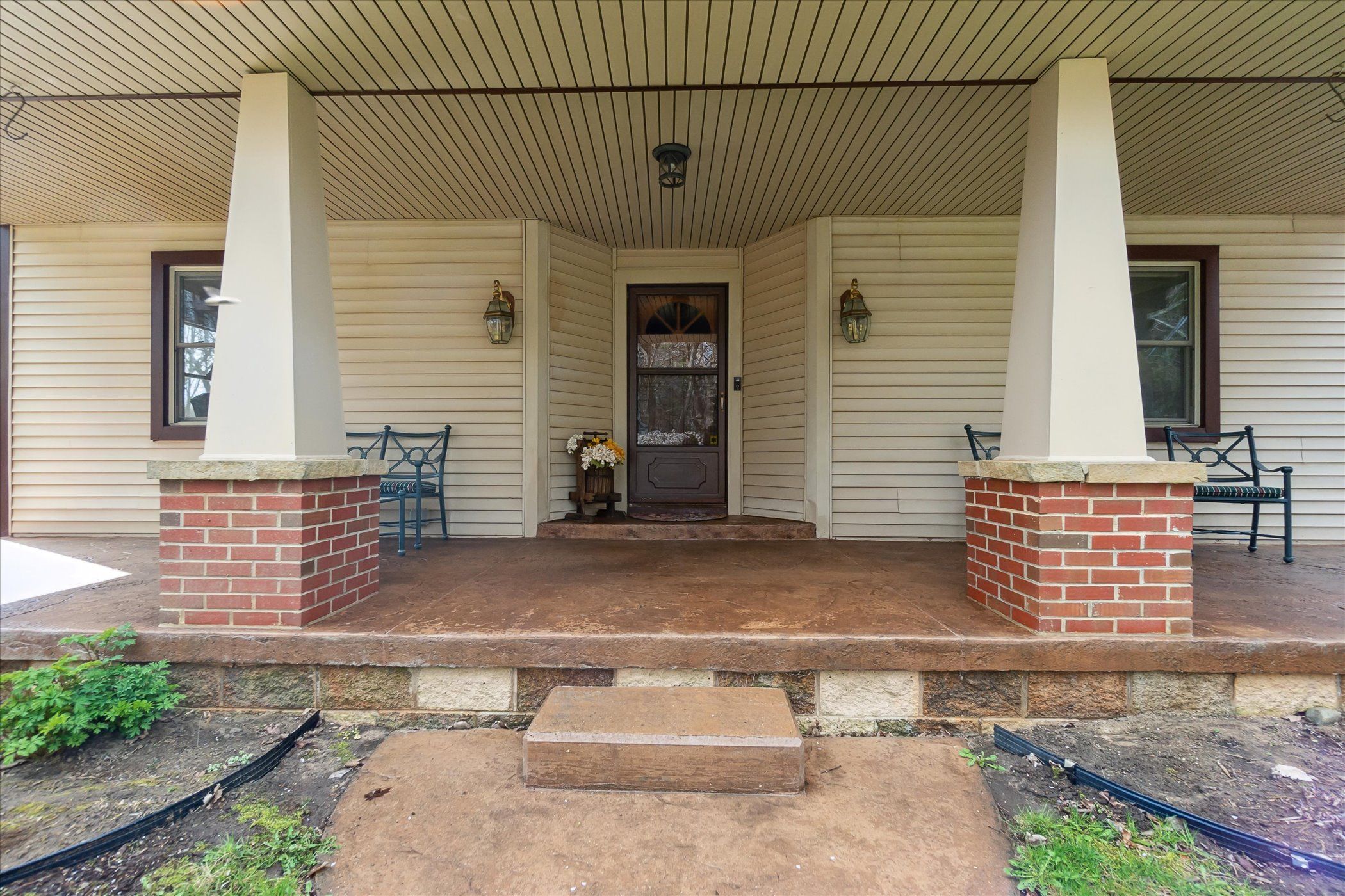 56165 9 MILE Road