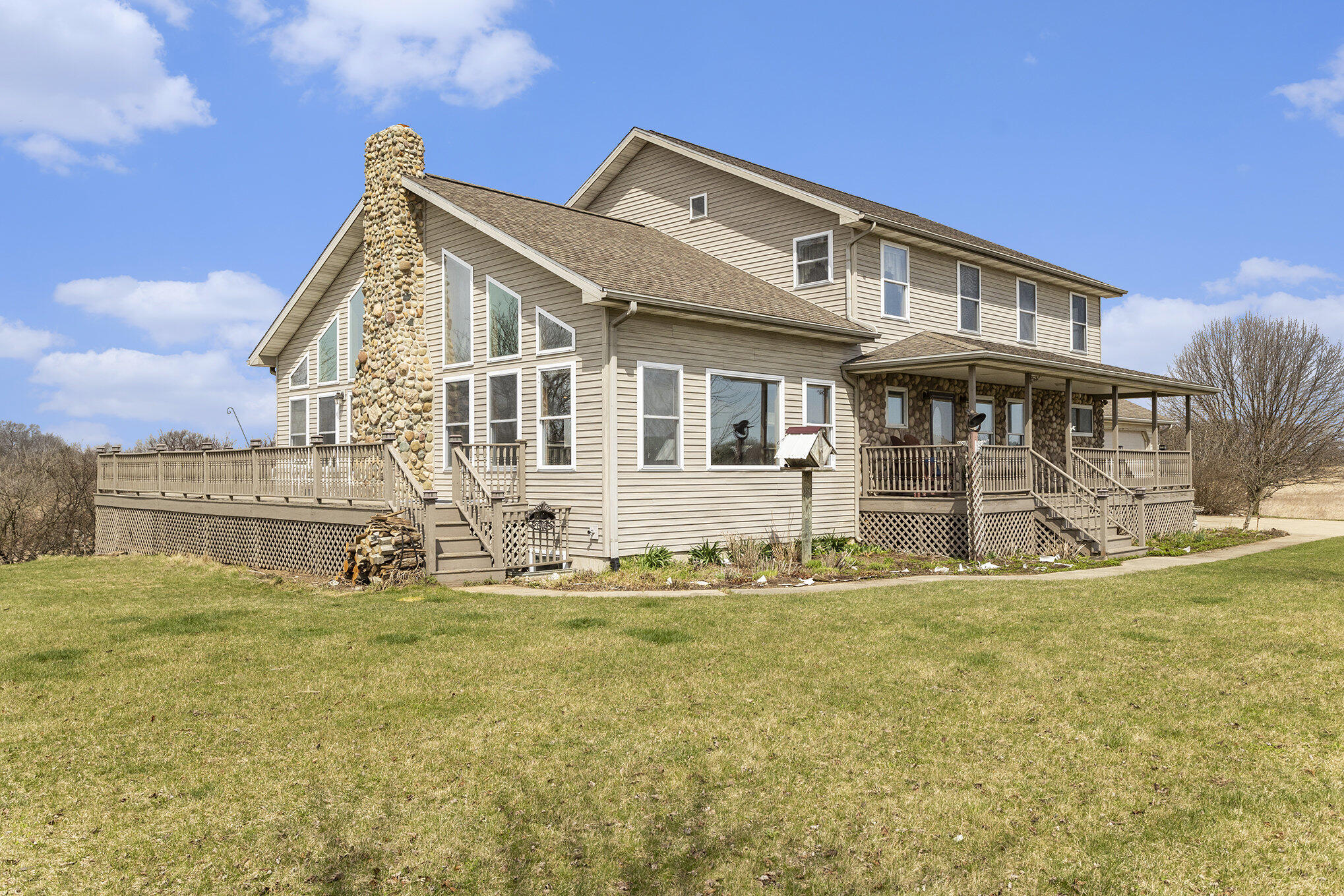 198 W Chicago Road