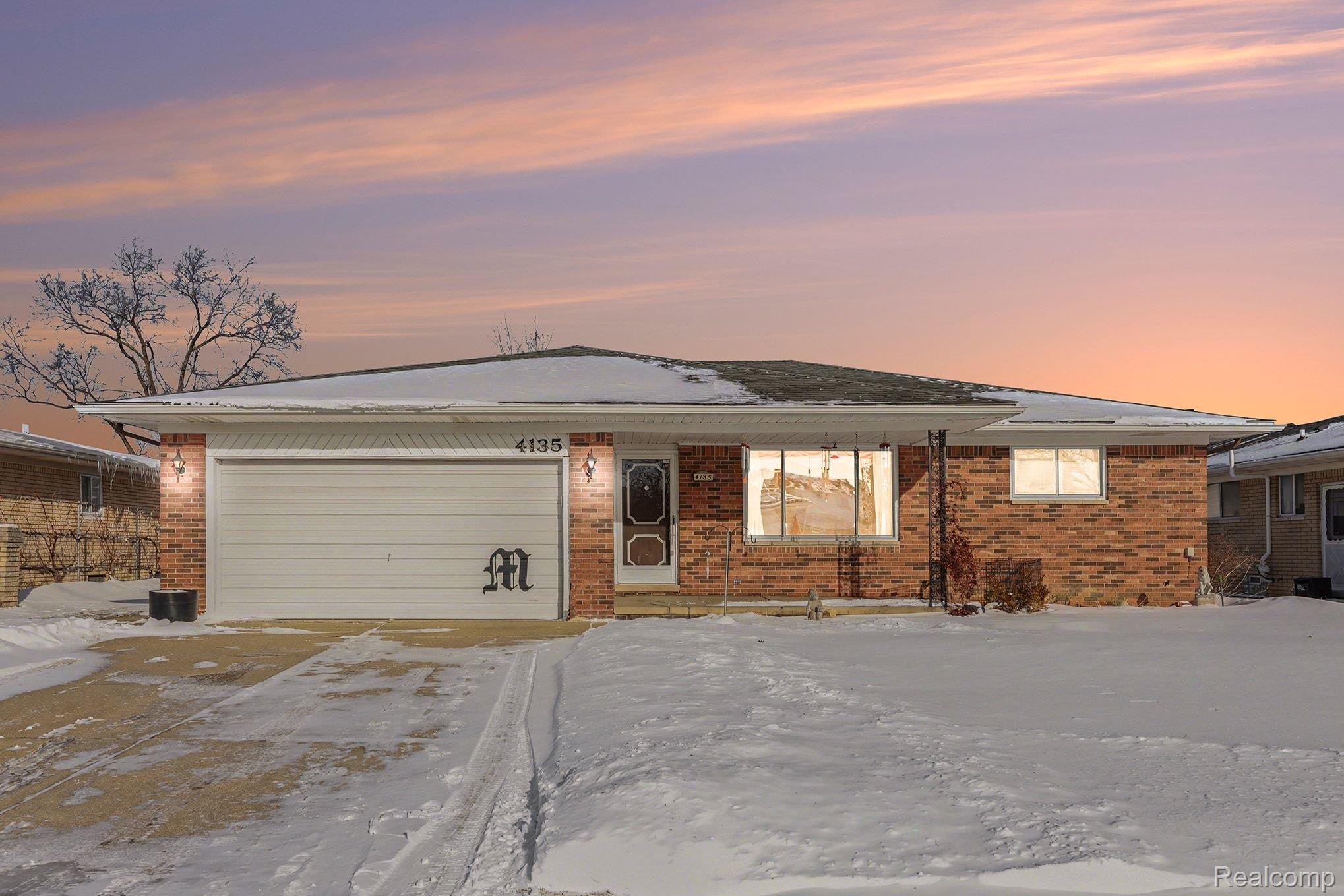 4135 Rose Mary Drive