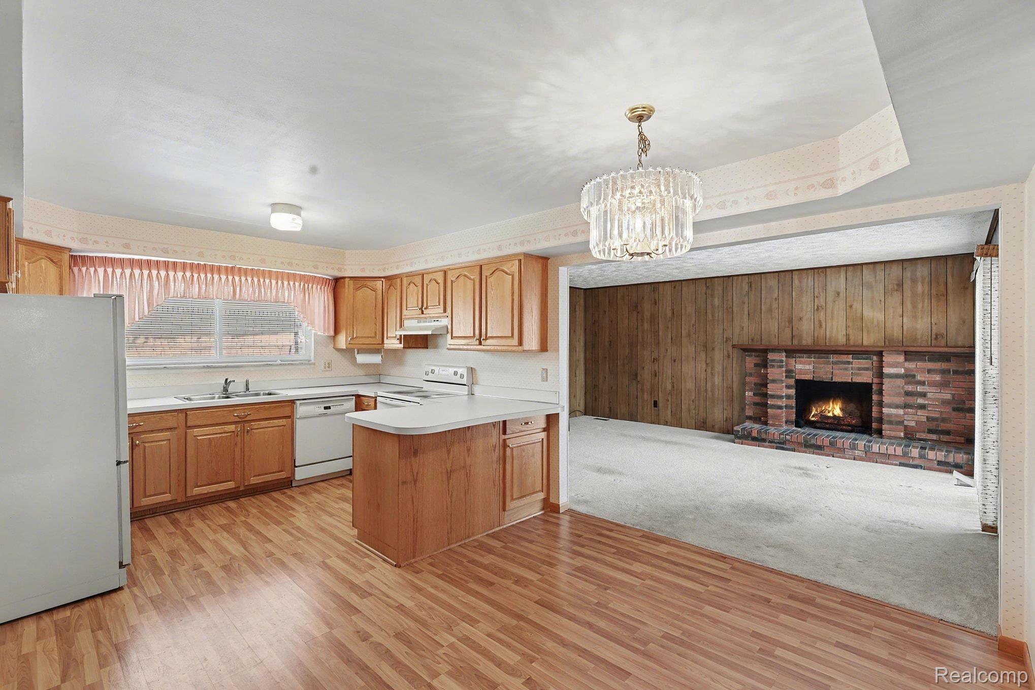 4135 Rose Mary Drive