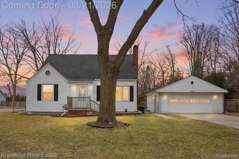 1060 Cross Street Saginaw City MI 48602