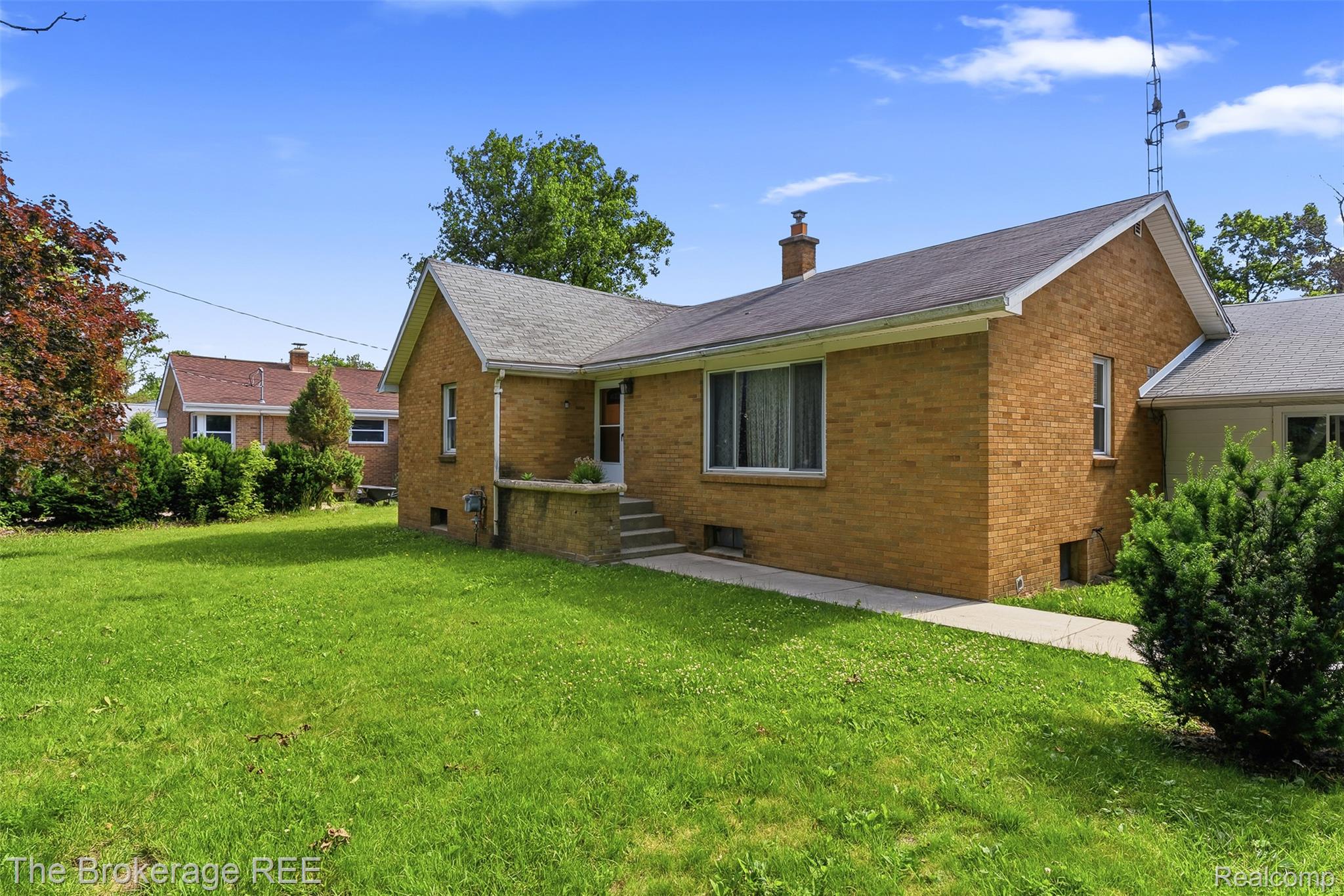 3290 Drexel Avenue