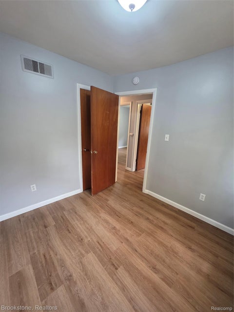 Tiny photo for 5467 Litchfield Drive, Flint Charter Township, MI 48532 (MLS # 20261085146)