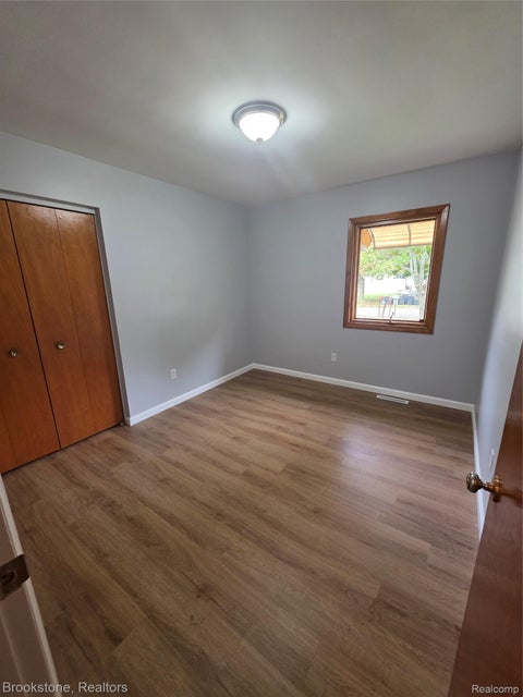 Tiny photo for 5467 Litchfield Drive, Flint Charter Township, MI 48532 (MLS # 20261085146)