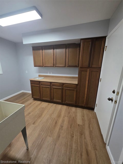 Tiny photo for 5467 Litchfield Drive, Flint Charter Township, MI 48532 (MLS # 20261085146)