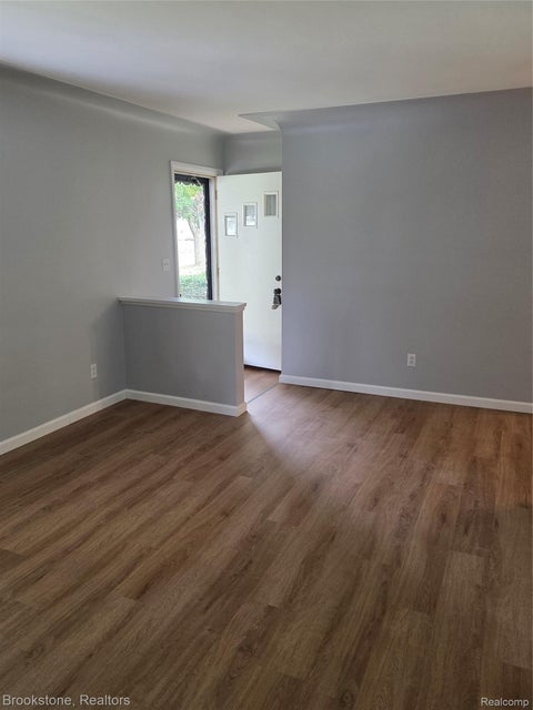 Tiny photo for 5467 Litchfield Drive, Flint Charter Township, MI 48532 (MLS # 20261085146)