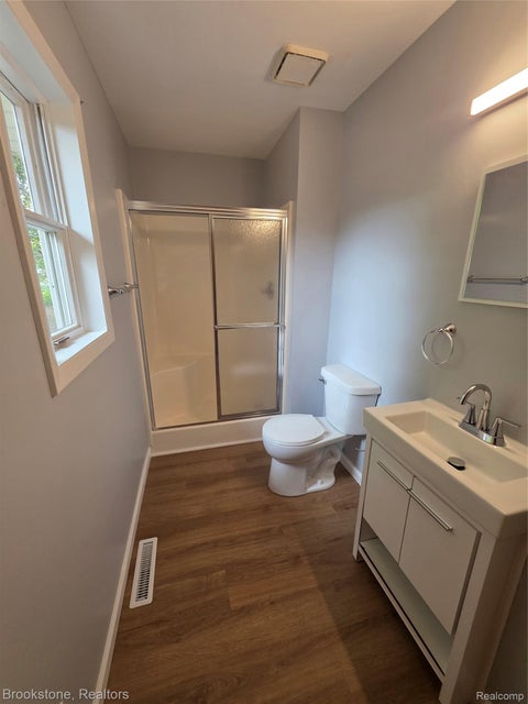 Tiny photo for 5467 Litchfield Drive, Flint Charter Township, MI 48532 (MLS # 20261085146)