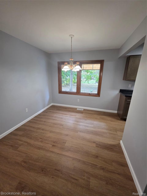 Tiny photo for 5467 Litchfield Drive, Flint Charter Township, MI 48532 (MLS # 20261085146)