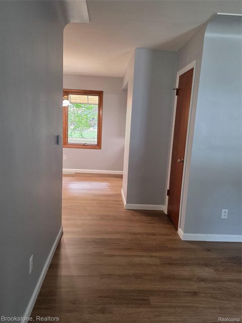 Tiny photo for 5467 Litchfield Drive, Flint Charter Township, MI 48532 (MLS # 20261085146)
