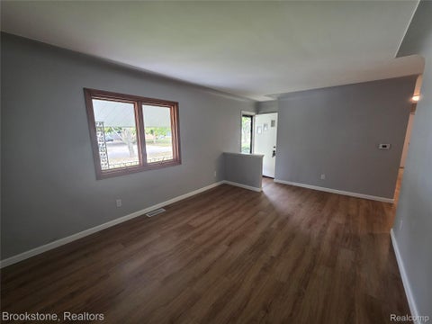 Tiny photo for 5467 Litchfield Drive, Flint Charter Township, MI 48532 (MLS # 20261085146)
