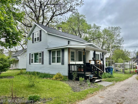 Photo for 207 Court Street S