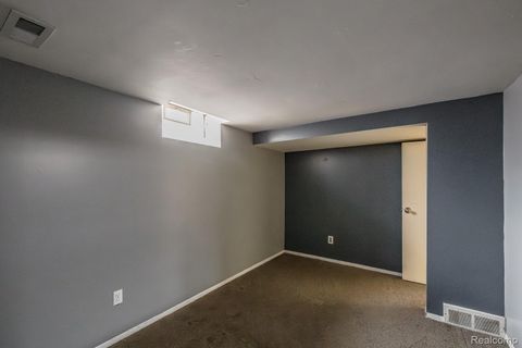 Tiny photo for 12457 Lyford Drive, Sterling Heights City, MI 48312 (MLS # 20251060798)