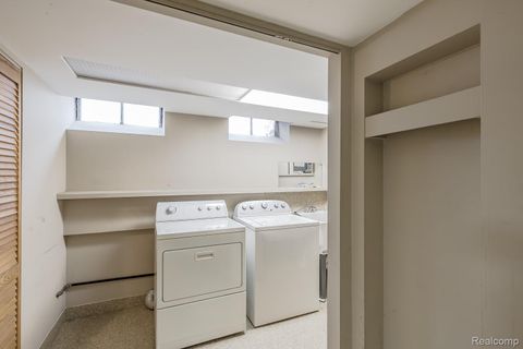 Tiny photo for 12457 Lyford Drive, Sterling Heights City, MI 48312 (MLS # 20251060798)