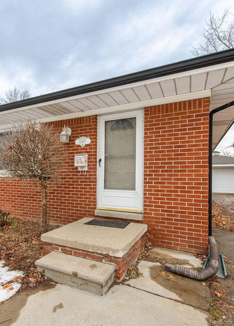 Tiny photo for 12457 Lyford Drive, Sterling Heights City, MI 48312 (MLS # 20251060798)