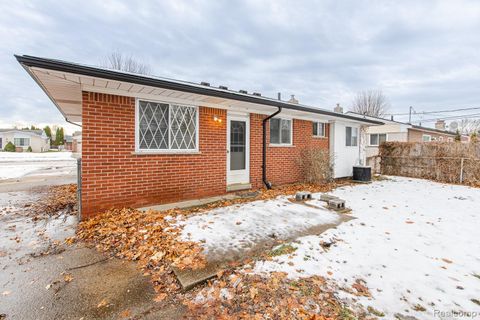 Tiny photo for 12457 Lyford Drive, Sterling Heights City, MI 48312 (MLS # 20251060798)