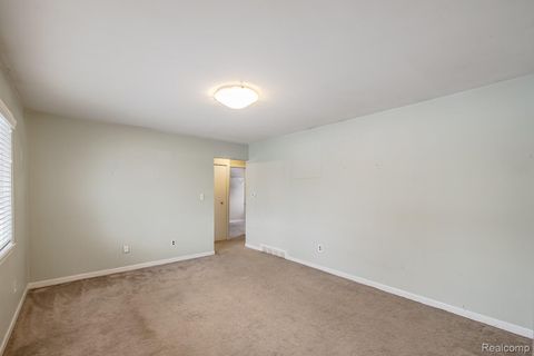 Tiny photo for 12457 Lyford Drive, Sterling Heights City, MI 48312 (MLS # 20251060798)