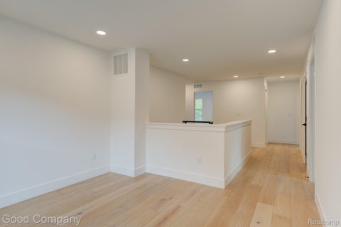 Tiny photo for 804 Irving Avenue, Royal Oak City, MI 48067 (MLS # 20261083017)