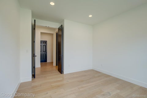 Tiny photo for 804 Irving Avenue, Royal Oak City, MI 48067 (MLS # 20261083017)
