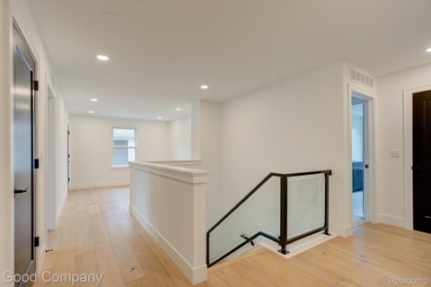 Tiny photo for 804 Irving Avenue, Royal Oak City, MI 48067 (MLS # 20261083017)