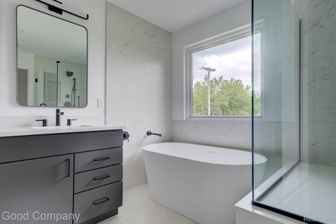 Tiny photo for 804 Irving Avenue, Royal Oak City, MI 48067 (MLS # 20261083017)