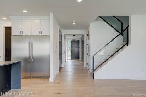 Tiny photo for 804 Irving Avenue, Royal Oak City, MI 48067 (MLS # 20261083017)