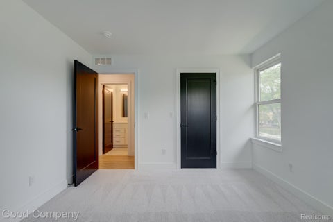 Tiny photo for 804 Irving Avenue, Royal Oak City, MI 48067 (MLS # 20261083017)