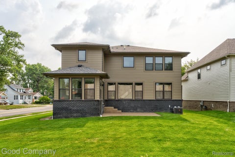 Tiny photo for 804 Irving Avenue, Royal Oak City, MI 48067 (MLS # 20261083017)