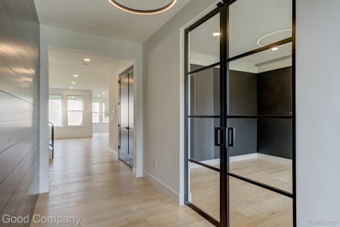 Tiny photo for 804 Irving Avenue, Royal Oak City, MI 48067 (MLS # 20261083017)
