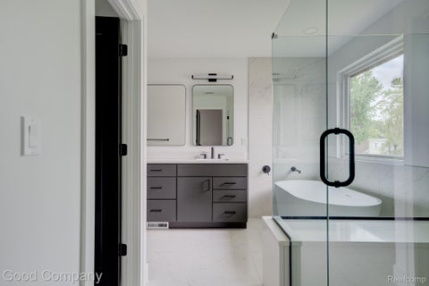 Tiny photo for 804 Irving Avenue, Royal Oak City, MI 48067 (MLS # 20261083017)