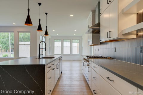 Tiny photo for 804 Irving Avenue, Royal Oak City, MI 48067 (MLS # 20261083017)