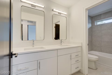 Tiny photo for 804 Irving Avenue, Royal Oak City, MI 48067 (MLS # 20261083017)