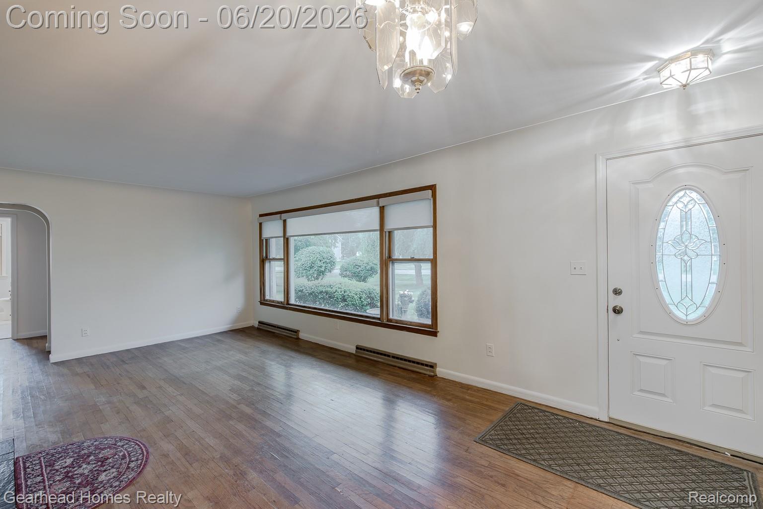 1224 Hira Street
