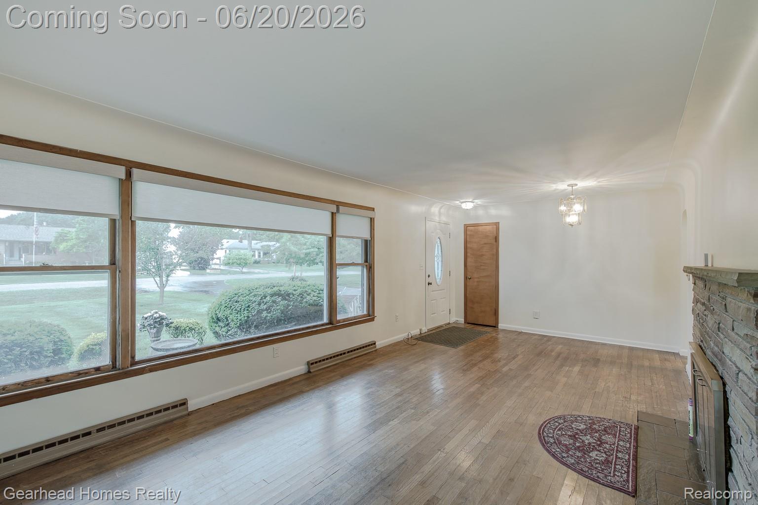 1224 Hira Street
