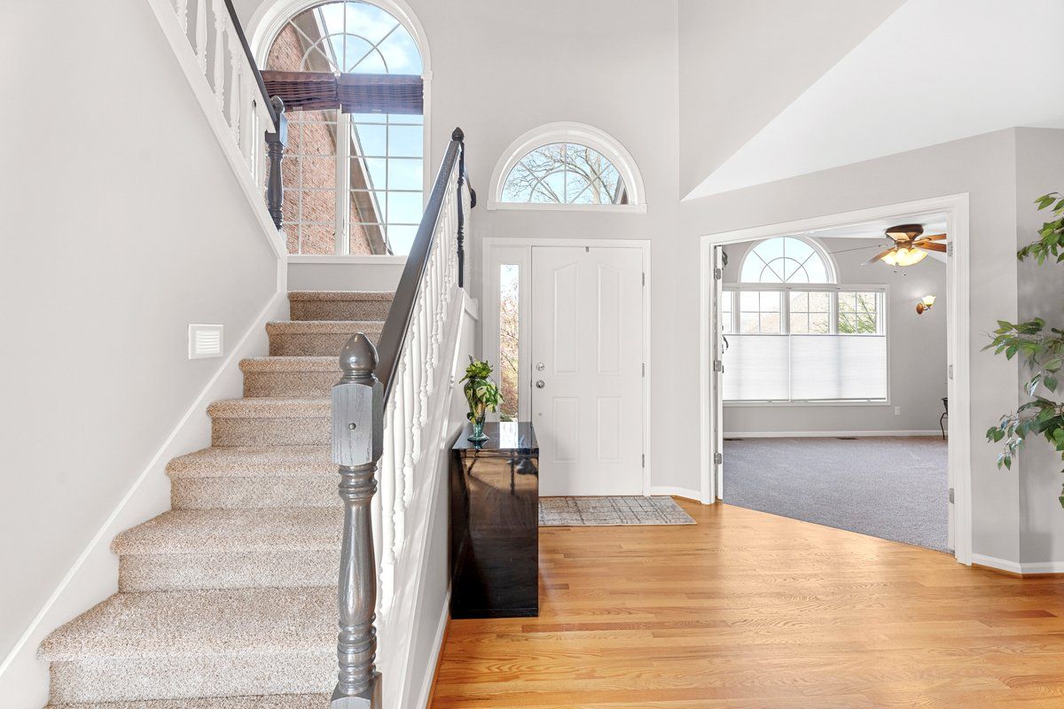 348 PEMBROKE Drive