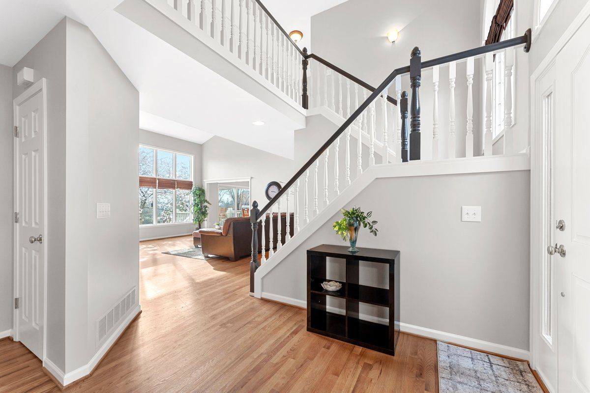 348 PEMBROKE Drive