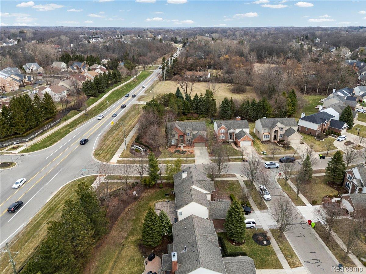 7555 Windgate Circle