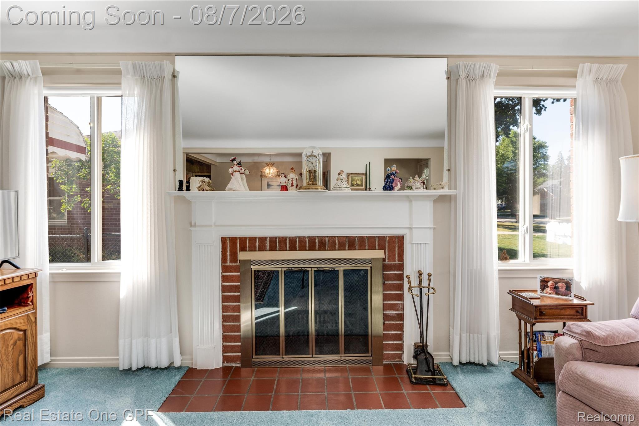 2121 Stanhope Street