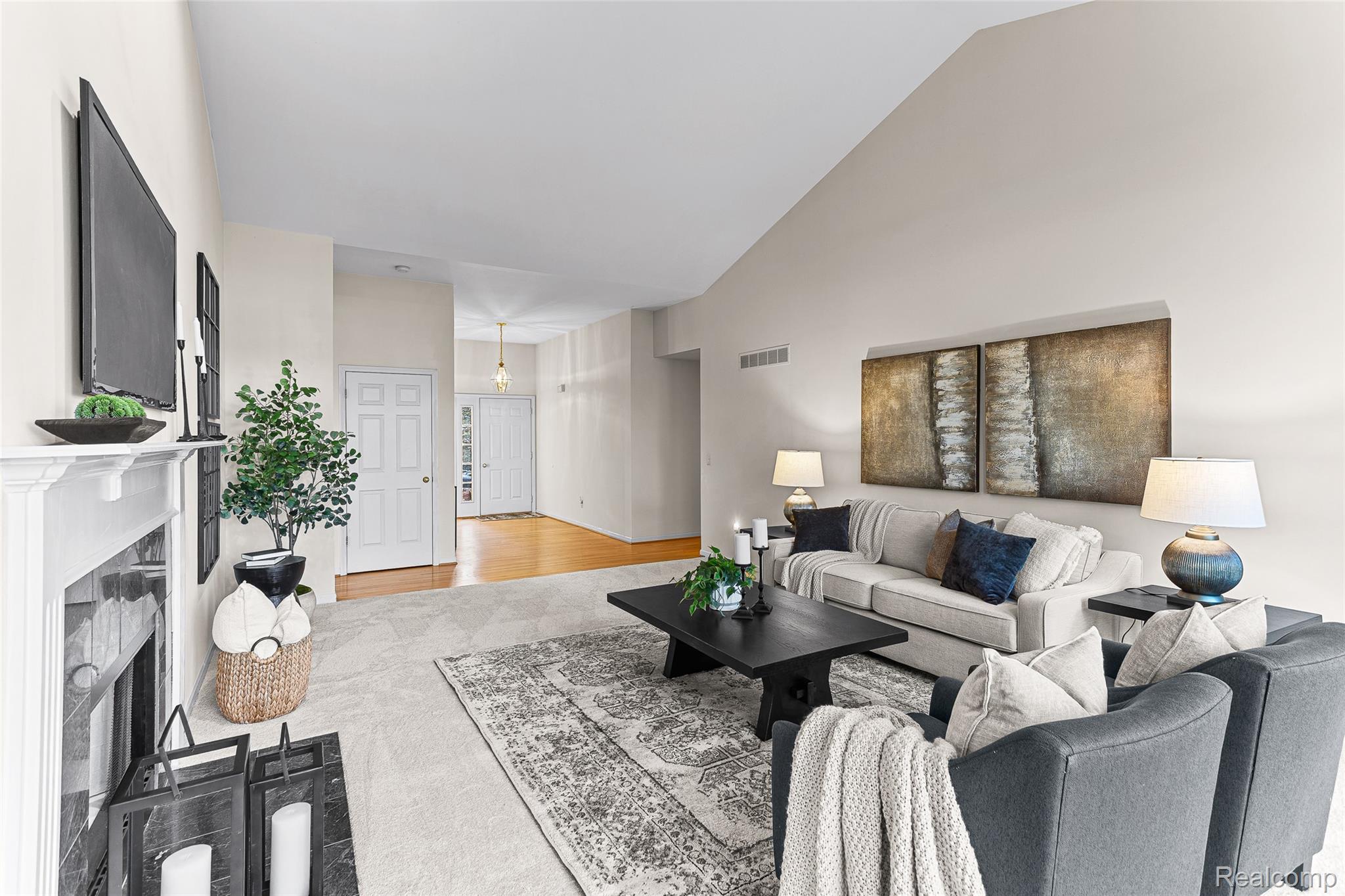 6425 Southpointe Drive