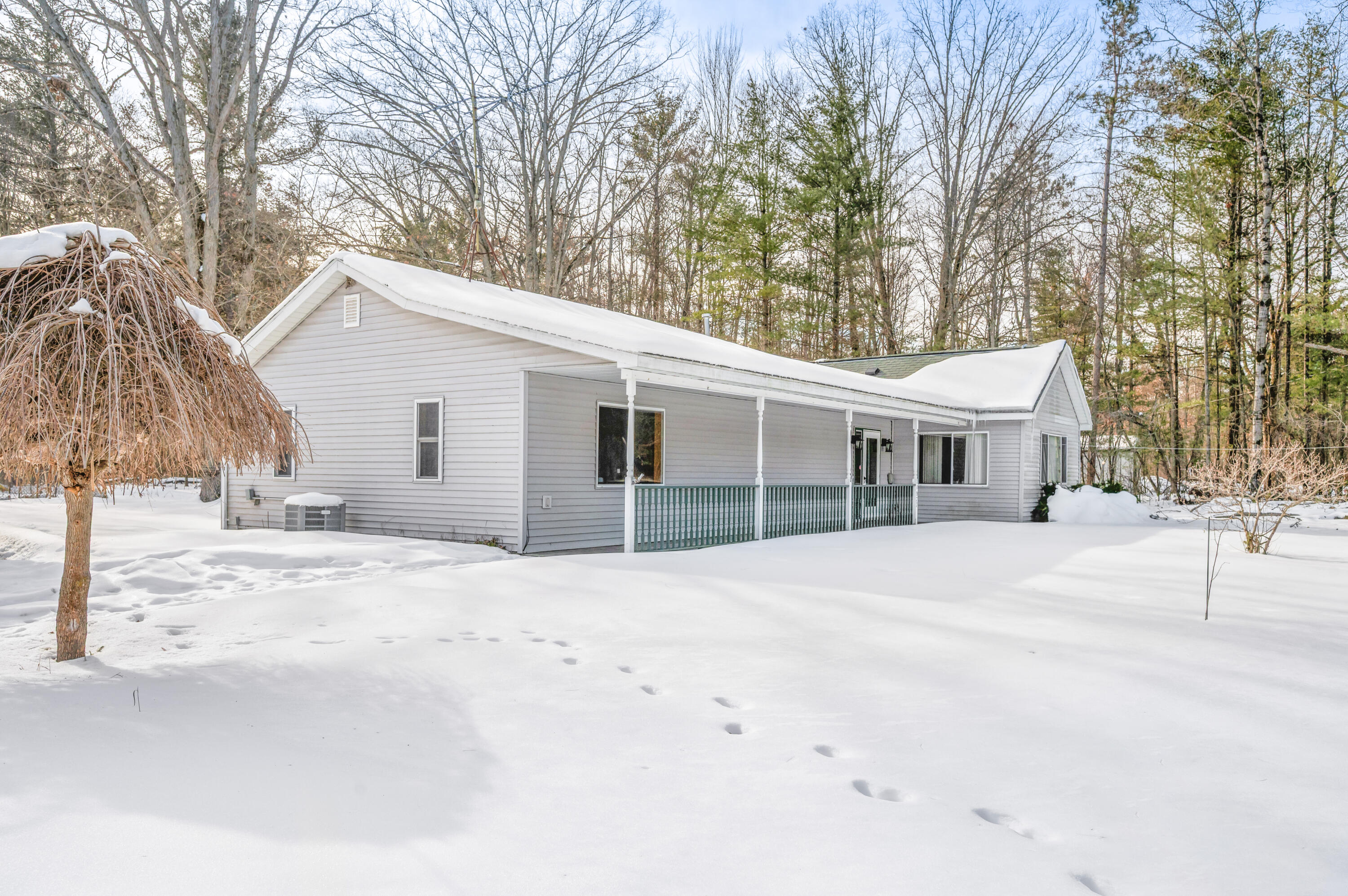 19077 12 Mile Road