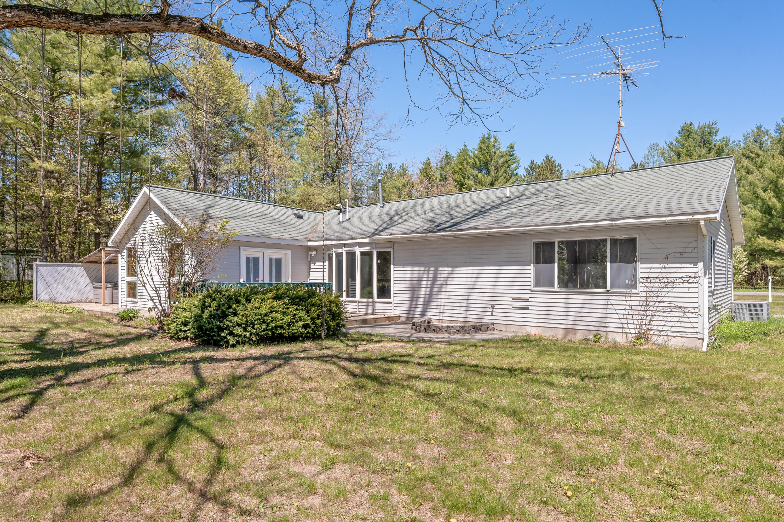 19077 12 Mile Road