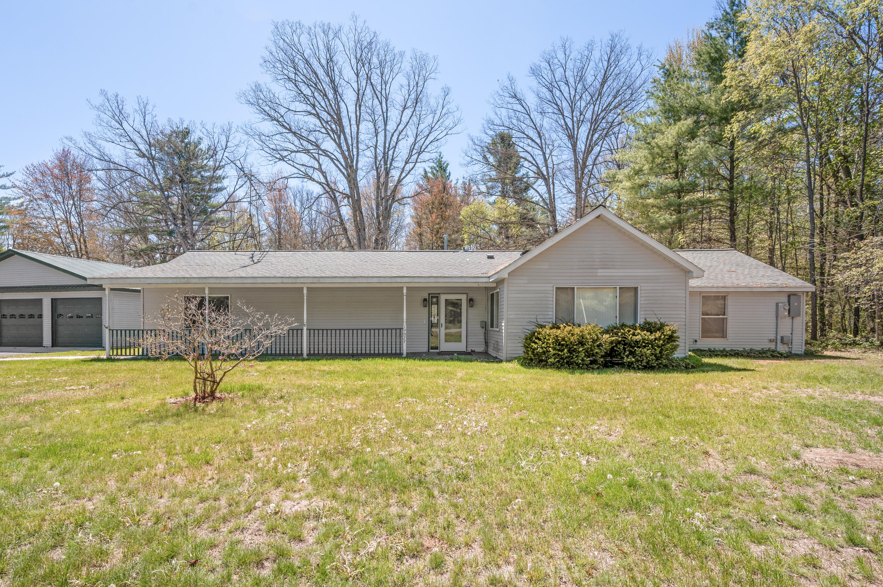 19077 12 Mile Road