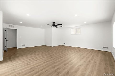 Tiny photo for 5348 Burgundy Drive, Independence Charter Township, MI 48346 (MLS # 20261009999)