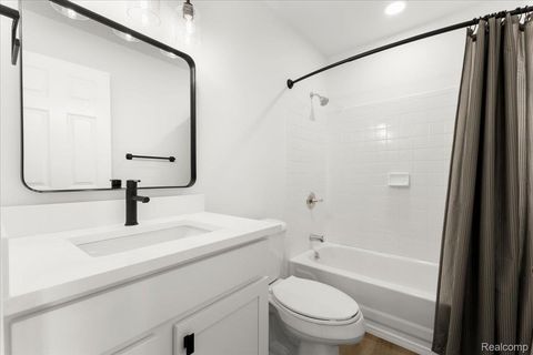 Tiny photo for 5348 Burgundy Drive, Independence Charter Township, MI 48346 (MLS # 20261009999)