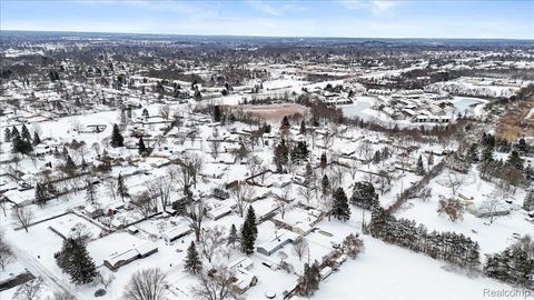 Tiny photo for 5348 Burgundy Drive, Independence Charter Township, MI 48346 (MLS # 20261009999)