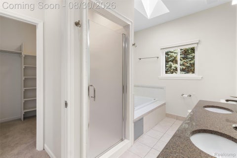 Tiny photo for 5593 Warrenshire Drive, West Bloomfield Charter Township, MI 48322 (MLS # 20261066704)